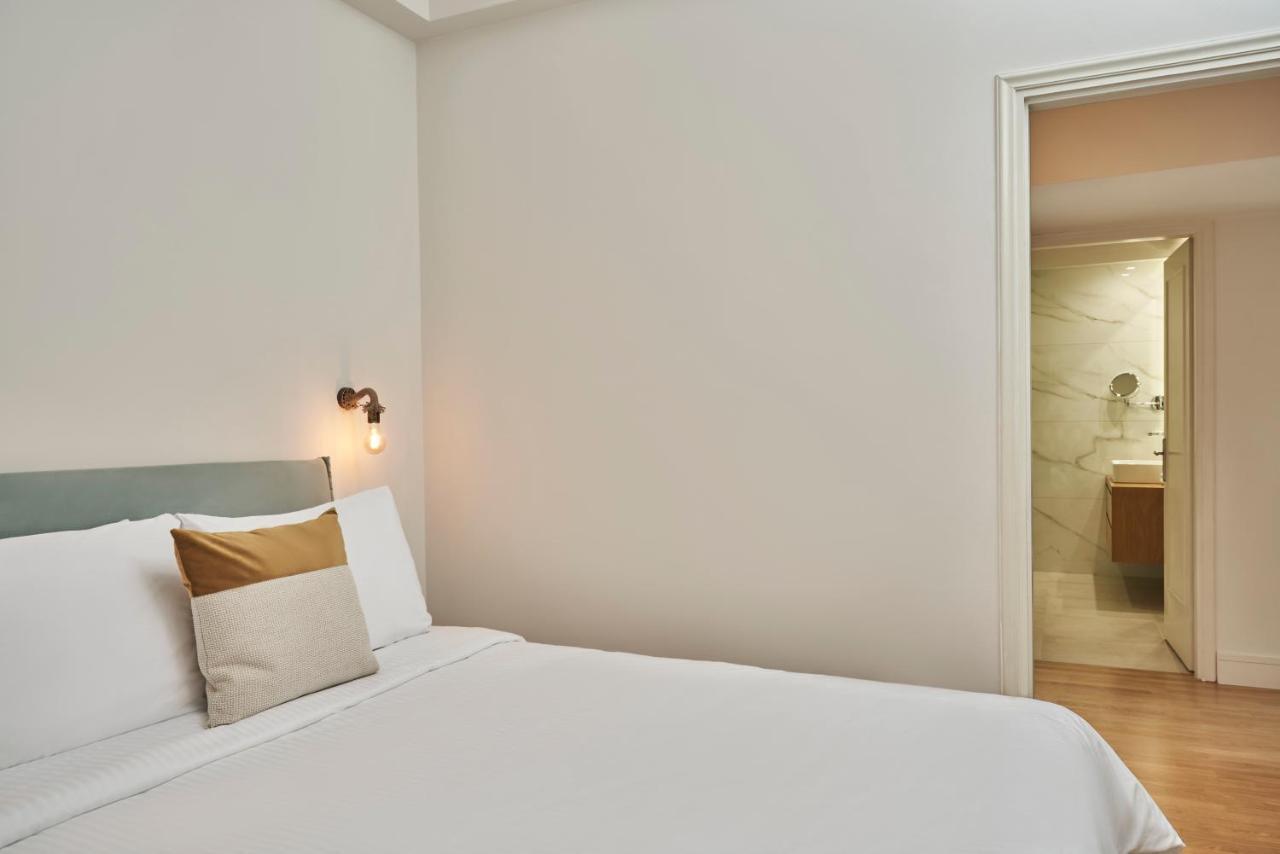 Chic N Bright 3Bd Apt With Hilton View Athén Kültér fotó
